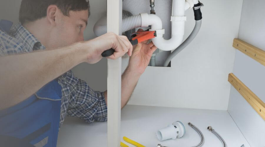 Local expert plumbing services in Wyandotte, MI